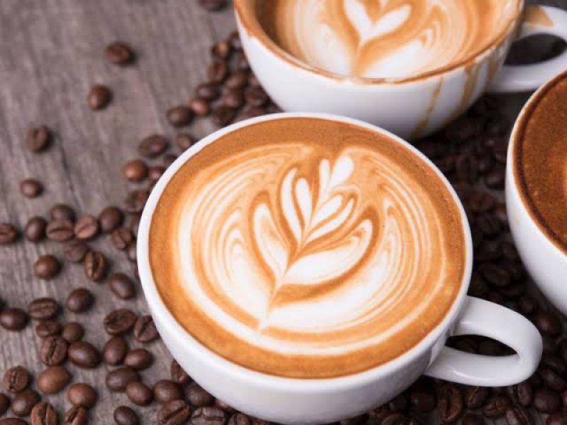 FLAT WHITE